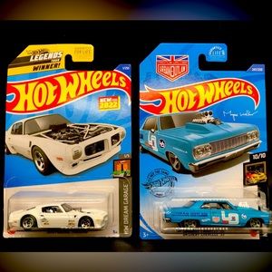 Lot of 4 Hot Wheel Collectable Cars MIP